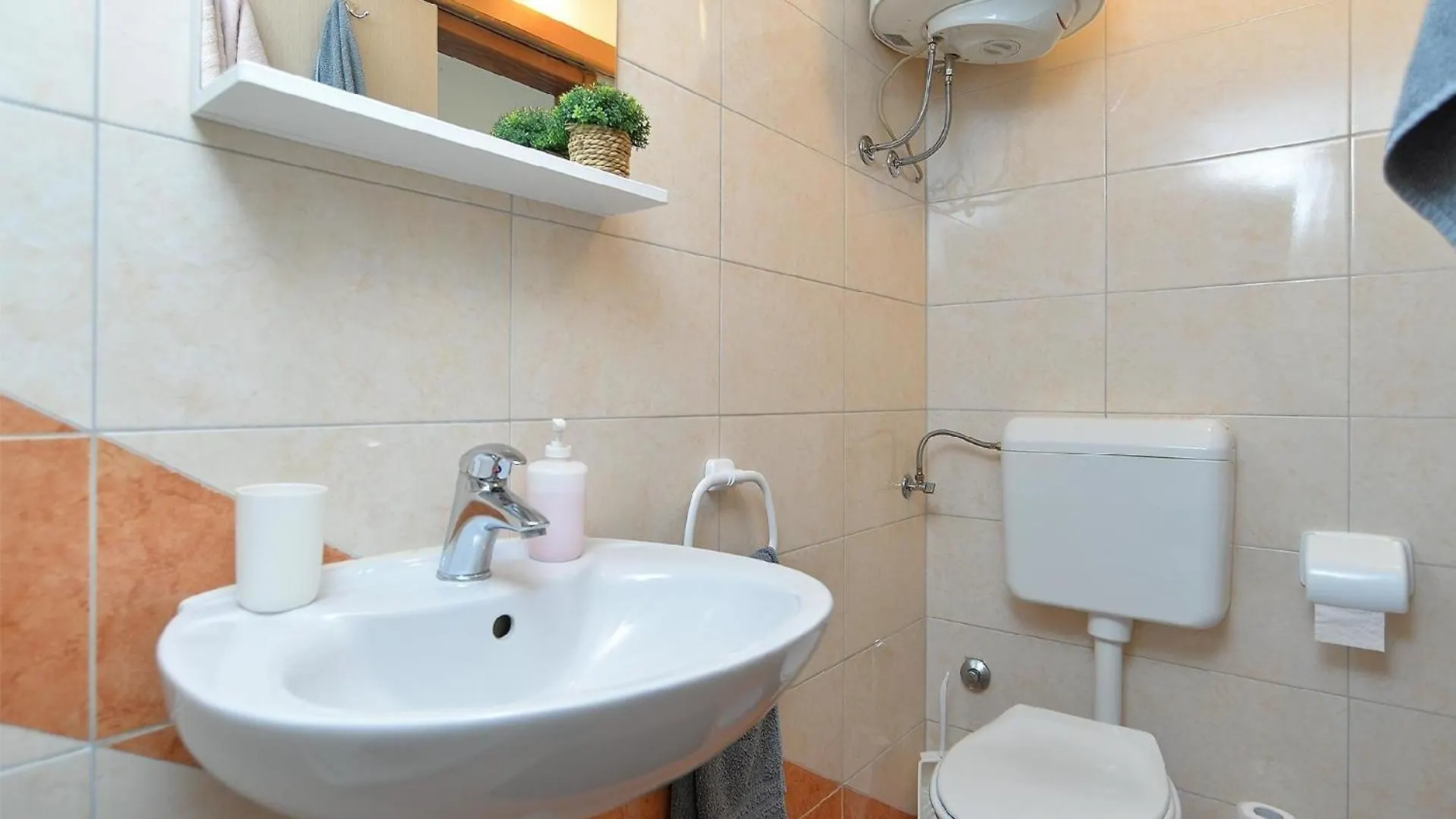 Ferienwohnung Fuer 2 Personen Ca 20 Qm In Fazana, Istrien Istrische Riviera Apartment
