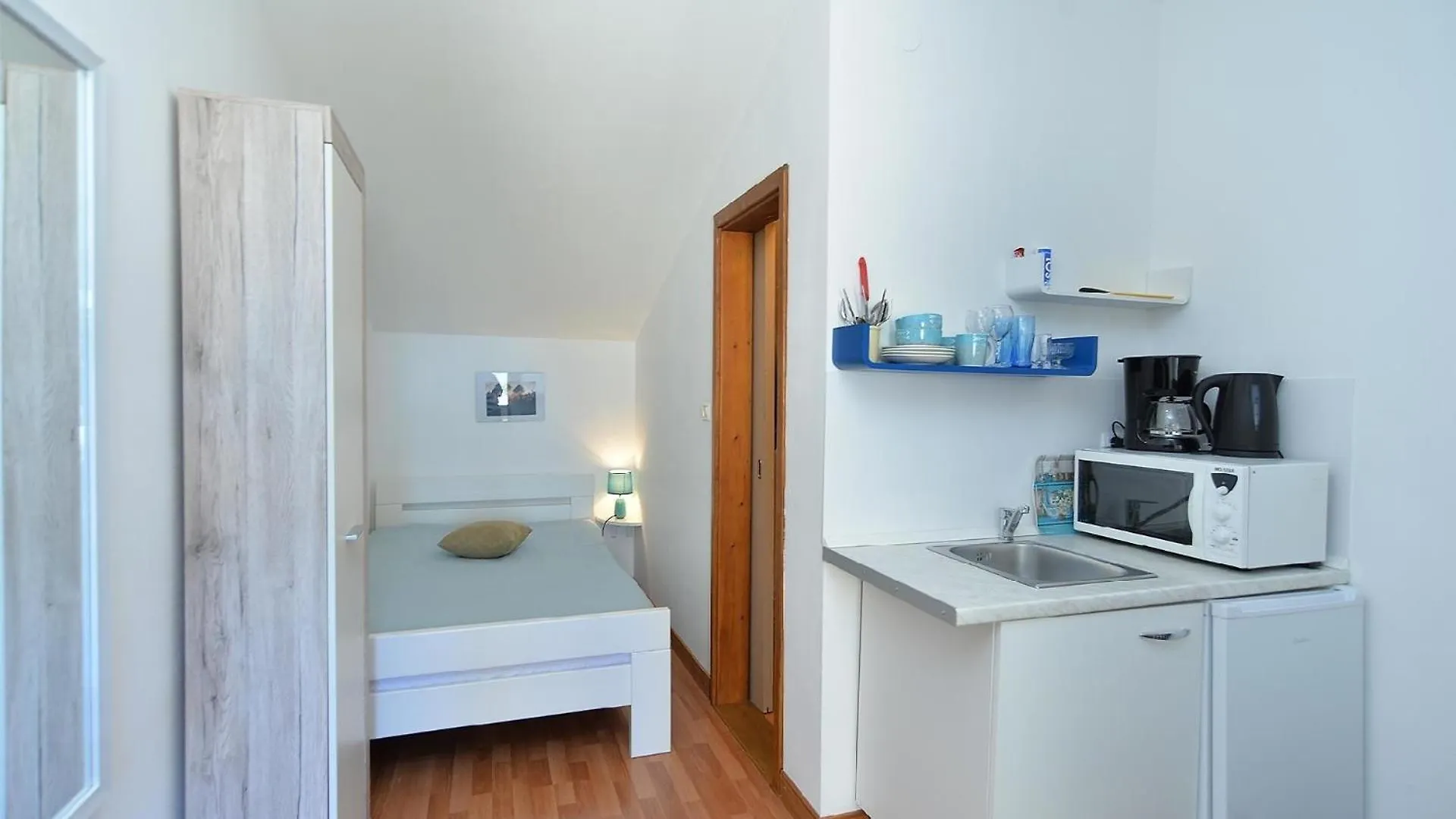Apartment Ferienwohnung Fuer 2 Personen Ca 20 Qm In Fazana, Istrien Istrische Riviera